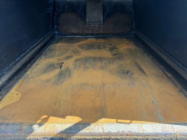 いすゞ エルフ SKG-NPR85YN(2WD)の写真17