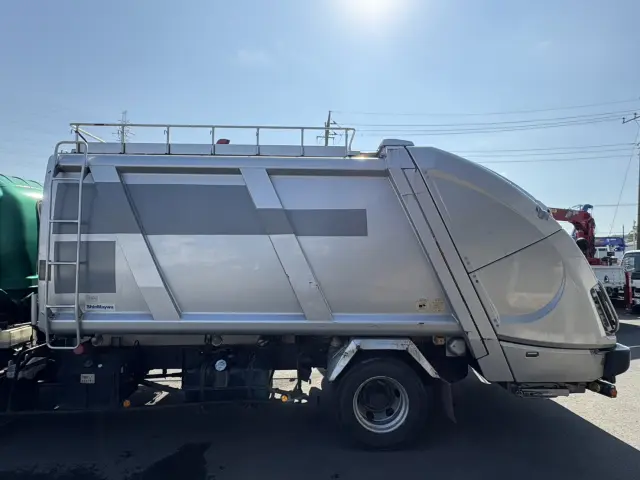 いすゞ フォワード PKG-FRR90S2(2WD)の写真6