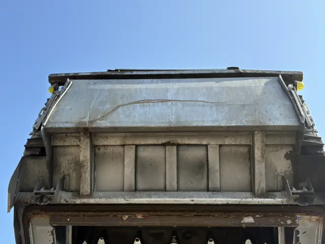 いすゞ フォワード PKG-FRR90S2(2WD)の写真18