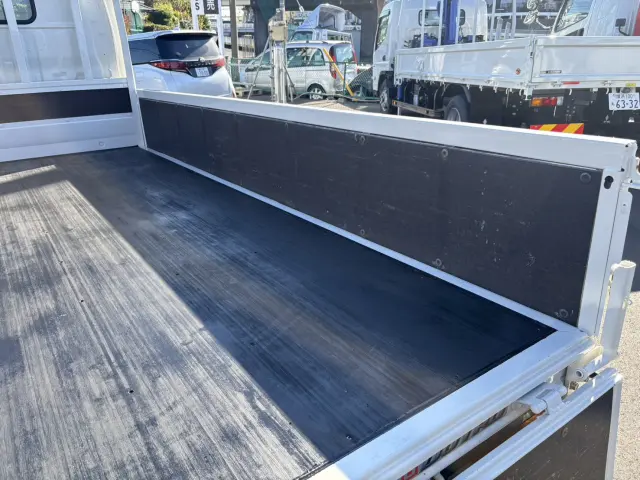 日野 デュトロ TPG-XZU605M(2WD)の写真11