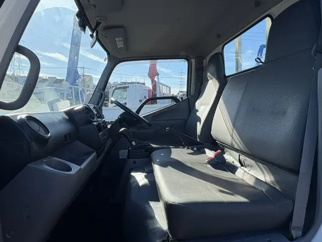 日野 デュトロ TPG-XZU605M(2WD)の写真25