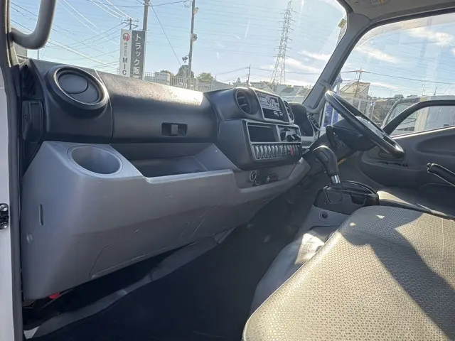 日野 デュトロ TPG-XZU605M(2WD)の写真26