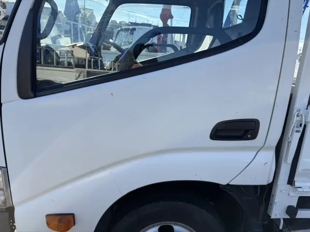 日野 デュトロ TPG-XZU605M(2WD)の写真37