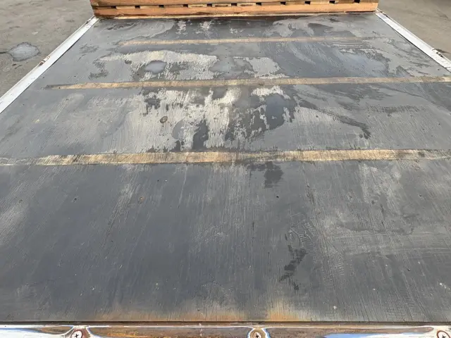 いすゞ エルフ 2RG-NPR88YN(2WD)の写真13