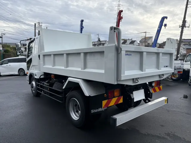 三菱 ファイター 2KG-FK62FZ(2WD)の写真4