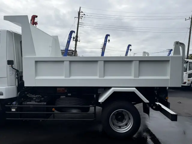 三菱 ファイター 2KG-FK62FZ(2WD)の写真7