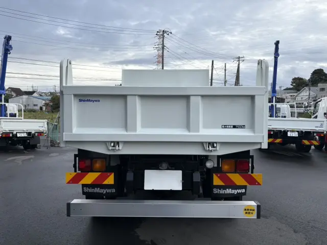 三菱 ファイター 2KG-FK62FZ(2WD)の写真8