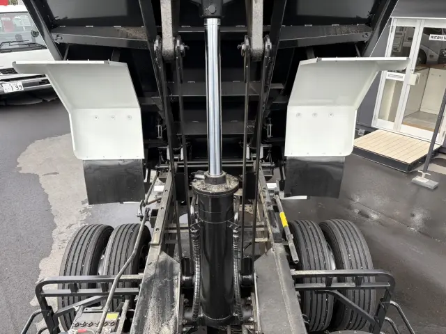 三菱 ファイター 2KG-FK62FZ(2WD)の写真14