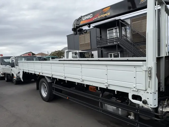 三菱 ファイター 2KG-FK62FZ(2WD)の写真6