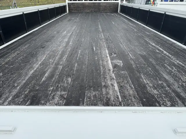 三菱 ファイター 2KG-FK62FZ(2WD)の写真12