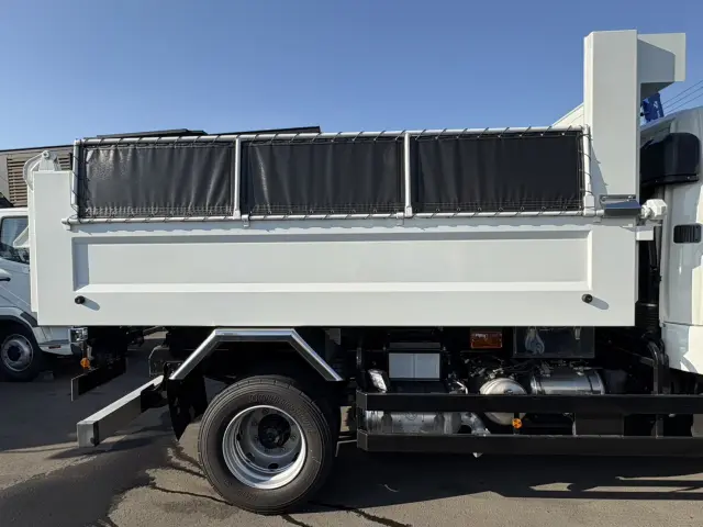 三菱 ファイター 2KG-FK62FZ(2WD)の写真6