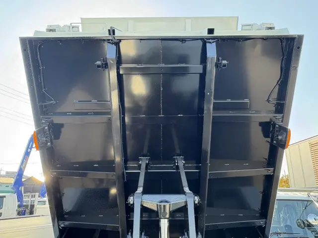 三菱 ファイター 2KG-FK62FZ(2WD)の写真13