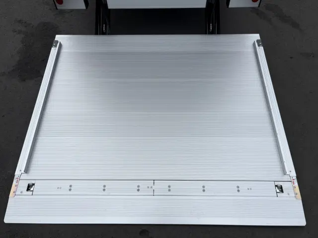 日野 デュトロ 2KG-XZU655M(2WD)の写真10