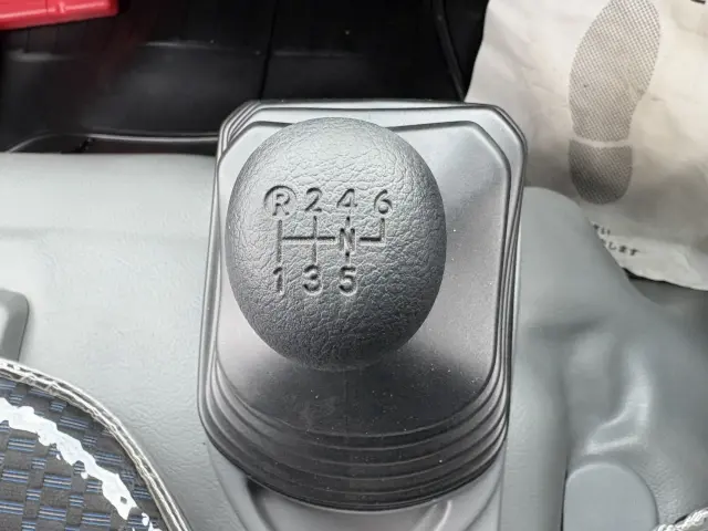 日野 デュトロ 2KG-XZU655M(2WD)の写真31