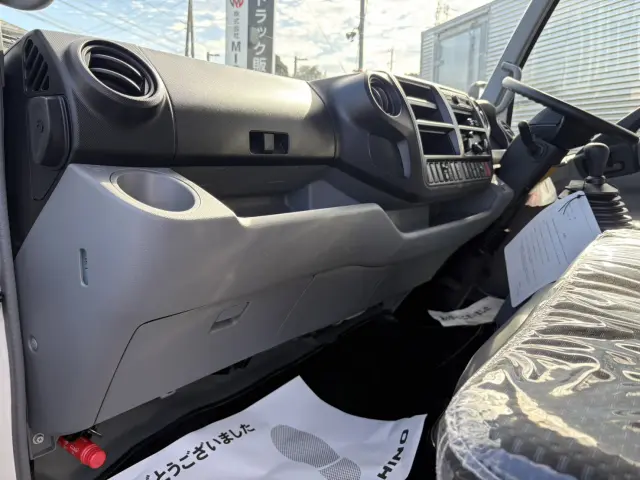 日野 デュトロ 2KG-XZU710M(2WD)の写真35