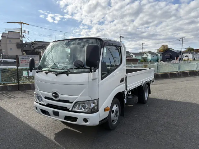日野 デュトロ 2RG-XZU605M(2WD)の写真1