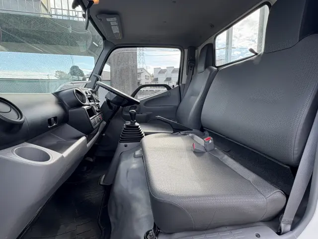 日野 デュトロ 2RG-XZU605M(2WD)の写真25