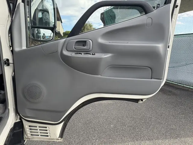 日野 デュトロ 2RG-XZU605M(2WD)の写真27