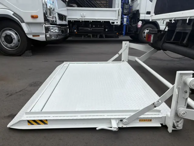 いすゞ エルフ TPG-NPR85AR(2WD)の写真12