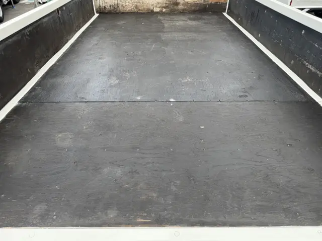 いすゞ エルフ TPG-NPR85AR(2WD)の写真15