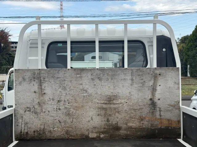 いすゞ エルフ TPG-NPR85AR(2WD)の写真16