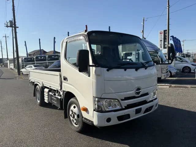 日野 デュトロ 2RG-XZU605M(2WD)の写真2
