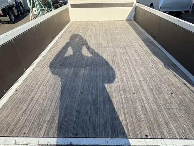 日野 デュトロ 2RG-XZU605M(2WD)の写真12