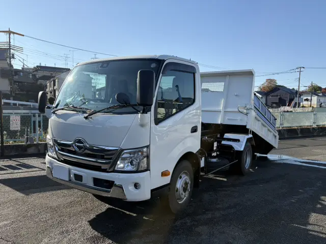 日野 デュトロ 2KG-XZU700X(2WD)の写真1
