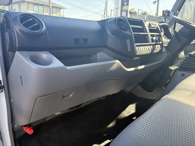 日野 デュトロ 2KG-XZU700X(2WD)の写真33