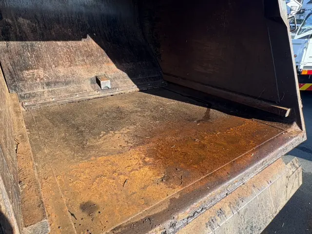 いすゞ エルフ SKG-NMR85AN(2WD)の写真19