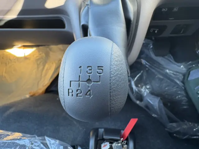 三菱 キャンター 2RG-FEAV0(2WD)の写真29