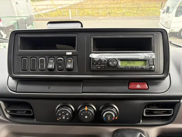 三菱 キャンター 2RG-FEB50(2WD)の写真28