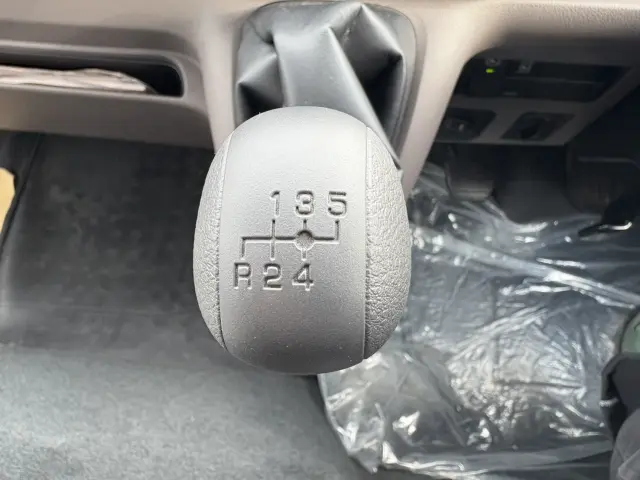 三菱 キャンター 2RG-FEB50(2WD)の写真30