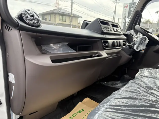 三菱 キャンター 2RG-FEB50(2WD)の写真34