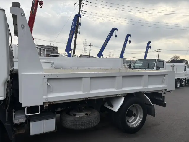 いすゞ エルフ TPG-NKR85AD(2WD)の写真7