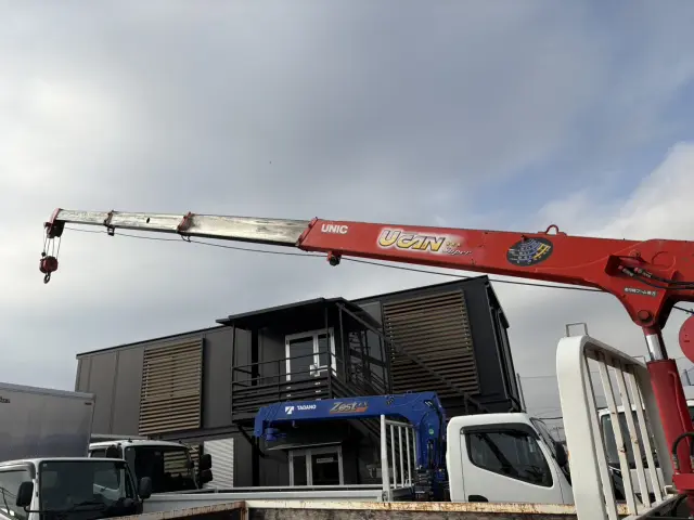 いすゞ エルフ TKG-NKR85R(2WD)の写真16