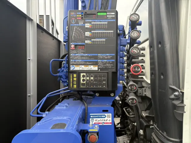 三菱 ファイター 2KG-FK62FZ(2WD)の写真19