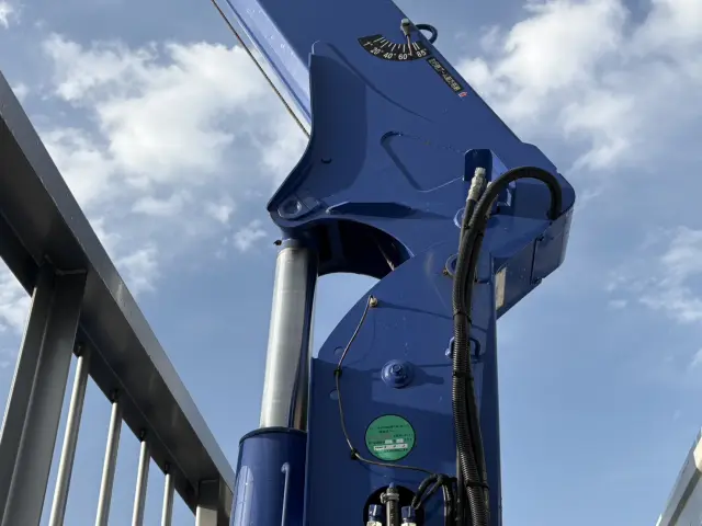 三菱 ファイター 2KG-FK62FZ(2WD)の写真20