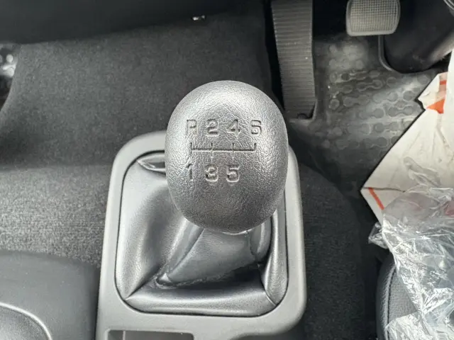 三菱 ファイター 2KG-FK62FZ(2WD)の写真31