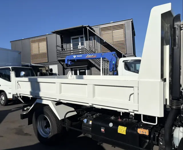 いすゞ エルフ 2RG-NPR88YM(2WD)の写真6