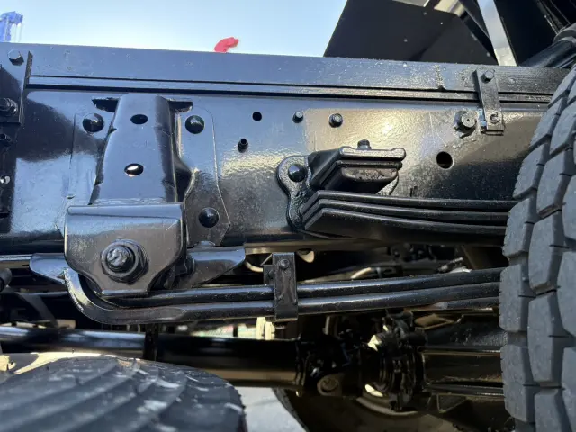 いすゞ エルフ 2RG-NPR88YM(2WD)の写真18