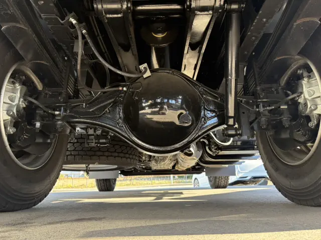 いすゞ エルフ 2RG-NPR88YM(2WD)の写真22