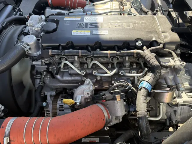 いすゞ エルフ 2RG-NPR88YM(2WD)の写真33