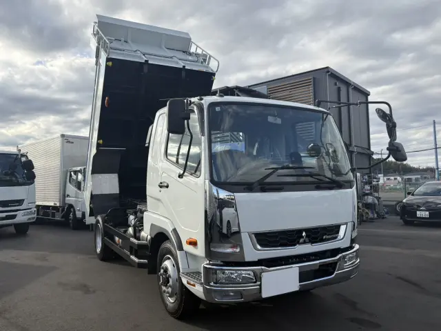 三菱 ファイター 2KG-FK62FZ(2WD)の写真2