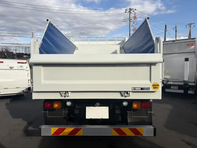 三菱 ファイター 2KG-FK62FZ(2WD)の写真8