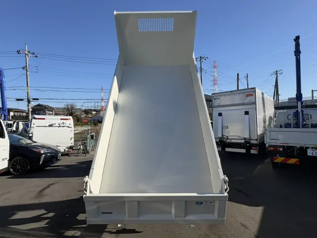 日野 デュトロ 2DG-XZU675T(4WD)の写真9