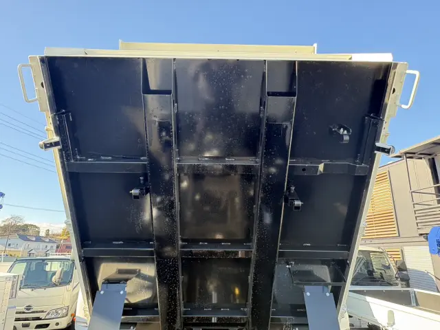 日野 デュトロ 2DG-XZU675T(4WD)の写真13