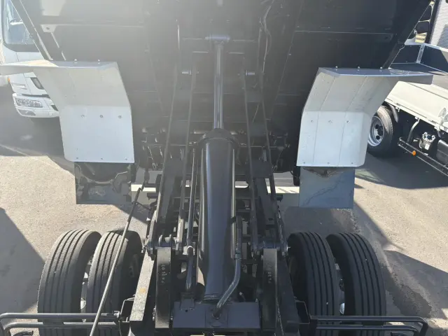 日野 レンジャー 2KG-FE2ACA(2WD)の写真15