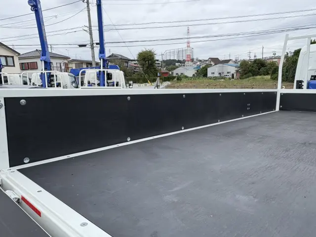 三菱 キャンター 2PG-FEB80(2WD)の写真10