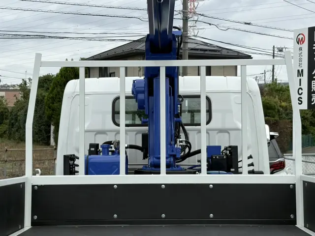 三菱 キャンター 2PG-FEB80(2WD)の写真13